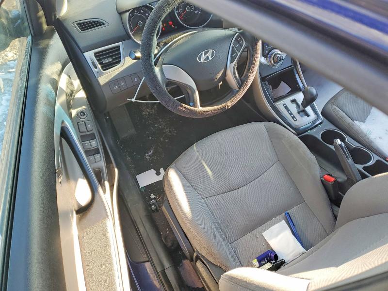 Photo 8 from auction – 2013 HYUNDAI ELANTRA GL with VIN 5NPDH4AE2DH403336