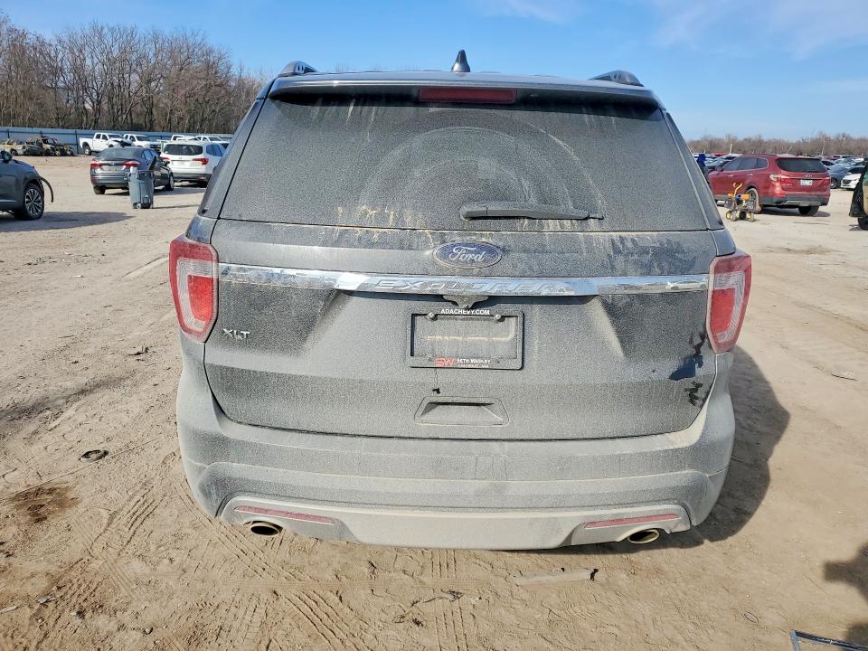 Photo 6 from auction – 2017 FORD EXPLORER with VIN 1FM5K7D82HGA33489