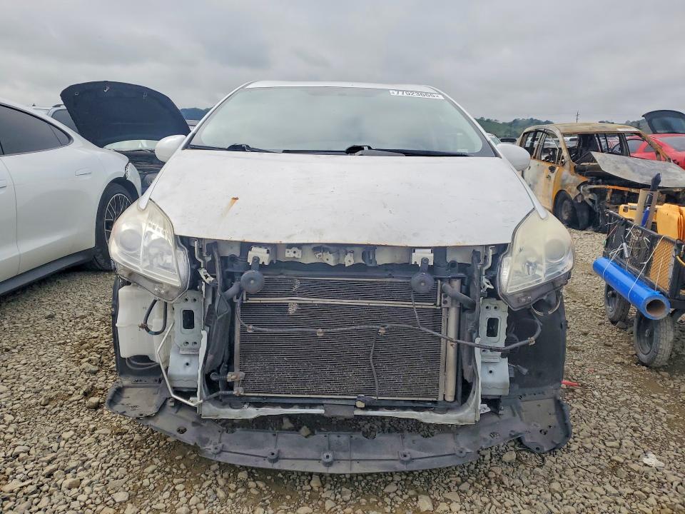 Photo 5 from auction – 2013 TOYOTA PRIUS with VIN JTDKN3DU4D1731037