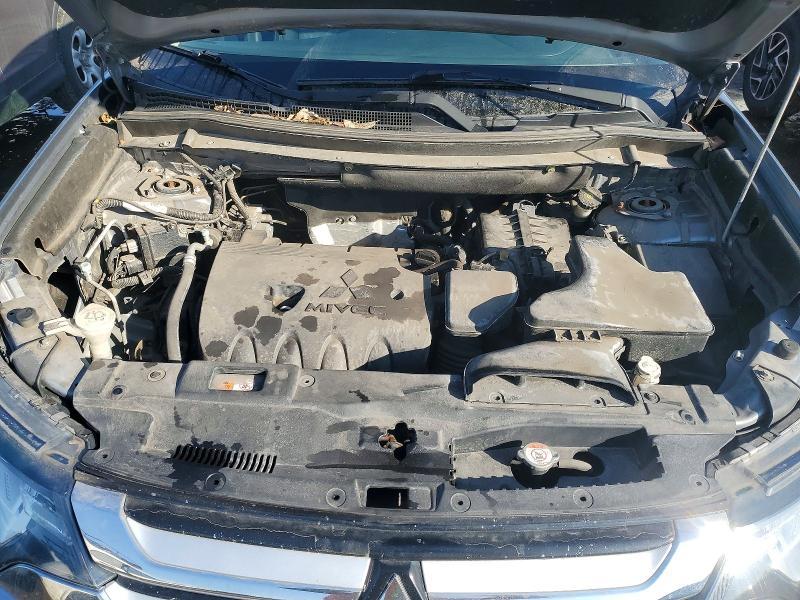 Photo 12 from auction – 2016 MITSUBISHI OUTLANDER with VIN JA4AD2A38GZ008070