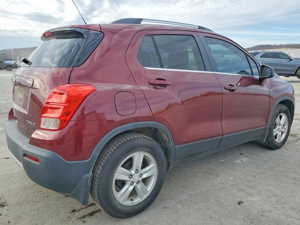 Photo 3 from auction – 2016 CHEVROLET TRAX 1LT with VIN 3GNCJLSB2GL244375