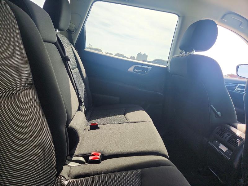 Photo 11 from auction – 2017 NISSAN PATHFINDER with VIN 5N1DR2MN2HC651158