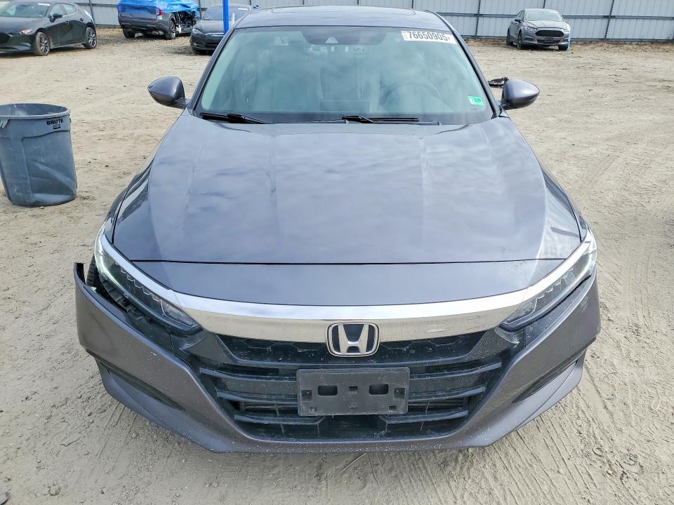 Photo 5 from auction – 2018 HONDA ACCORD with VIN 1HGCV1F56JA142647