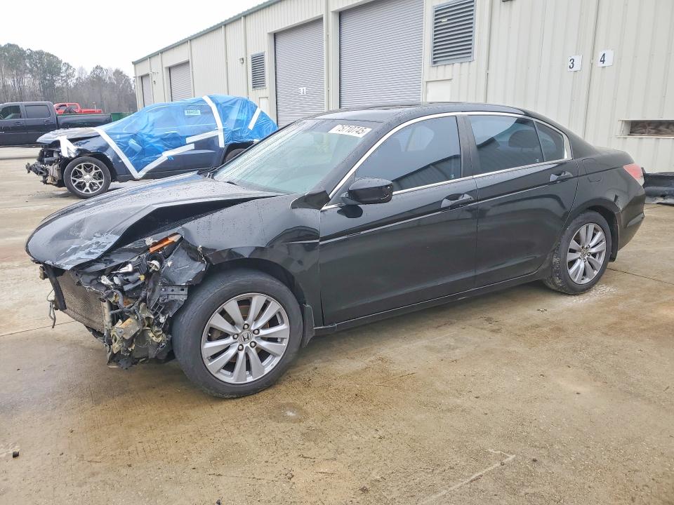 HONDA ACCORD 2011 with VIN 1HGCP2F76BA089306 - Photo from auction