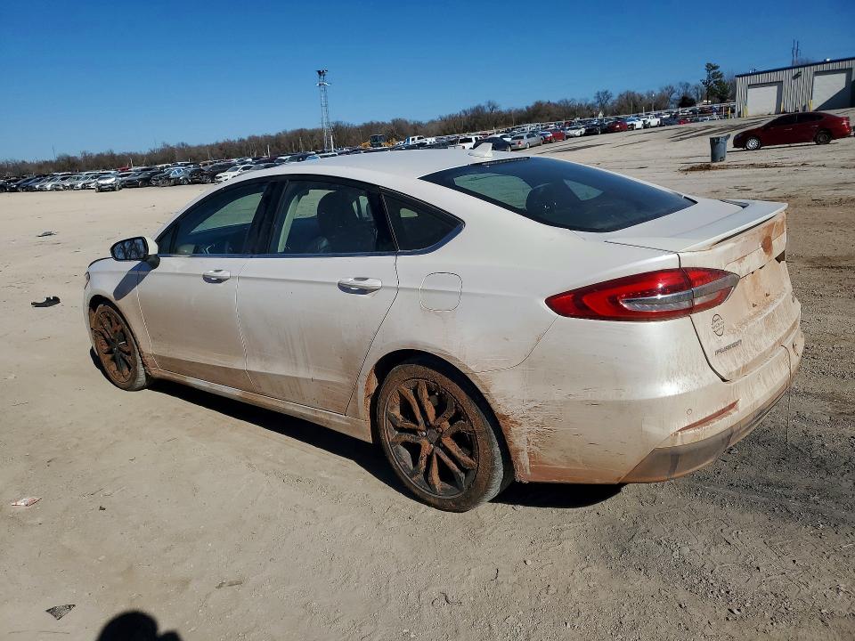 Photo 2 from auction – 2020 FORD FUSION with VIN 3FA6P0HD7LR227130