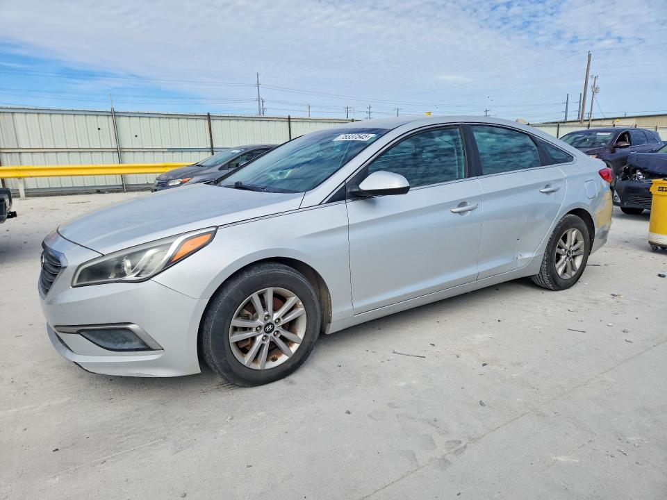 HYUNDAI SONATA 2016 z numerem VIN 5NPE24AF2GH328561 - Zdjęcie z aukcji