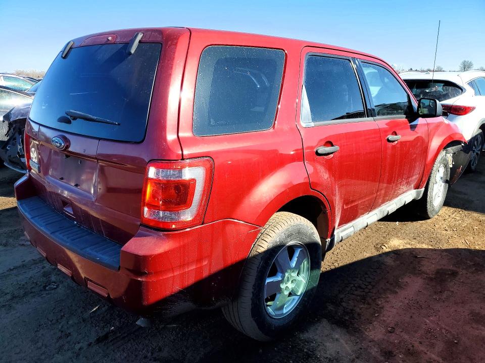 Photo 3 from auction – 2012 FORD ESCAPE XLS with VIN 1FMCU0C71CKB66316