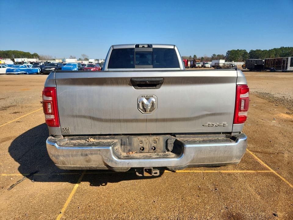 Photo 6 from auction – 2023 RAM 3500 with VIN 3C63RRGL3PG629210