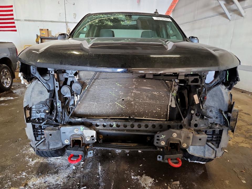 Photo 5 from auction – 2019 CHEVROLET SILVERADO with VIN 1GCPYFED6KZ138677