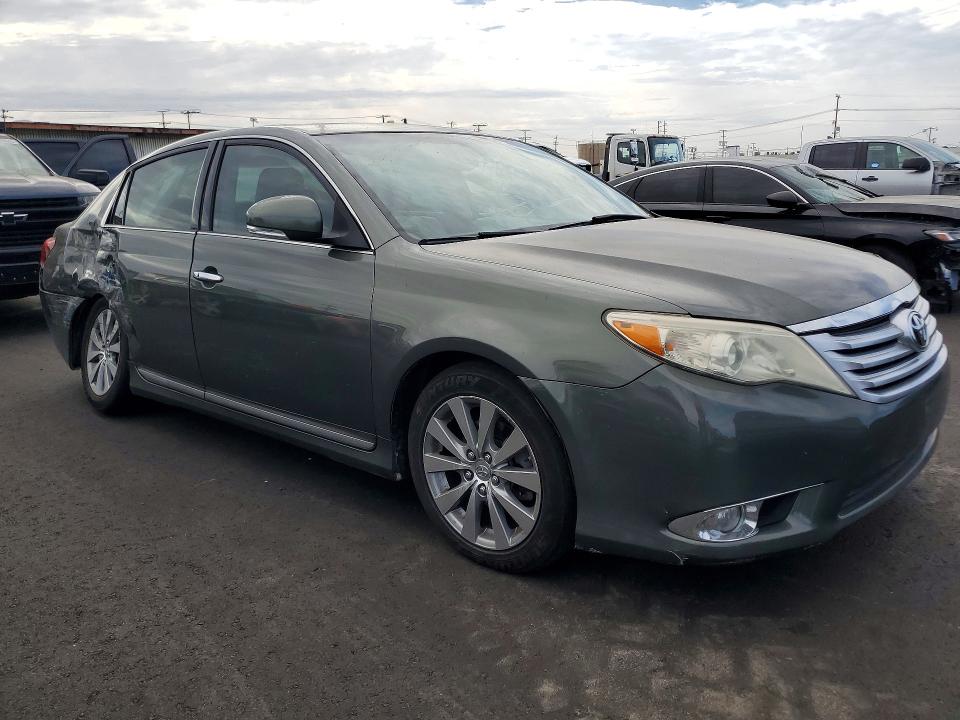 Foto 4 de la subasta – 2011 TOYOTA AVALON BAS con VIN 4T1BK3DB8BU377070