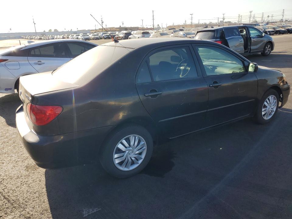 Photo 3 from auction – 2005 TOYOTA COROLLA CE with VIN 1NXBR32E35Z501906
