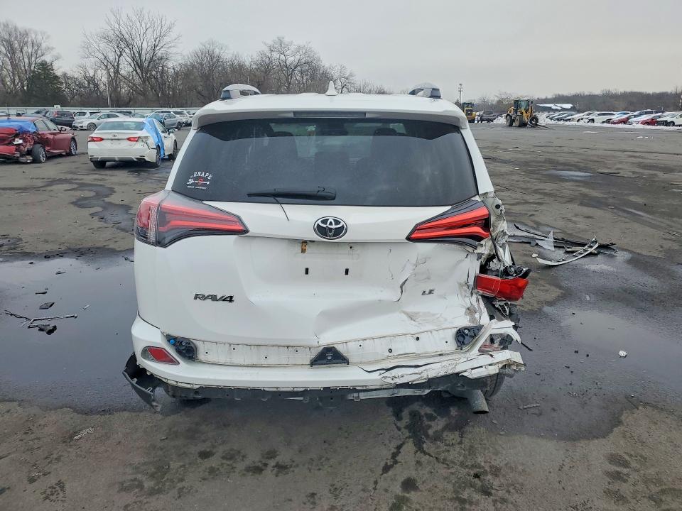Photo 6 from auction – 2017 TOYOTA RAV4 with VIN 2T3ZFREV1HW342465