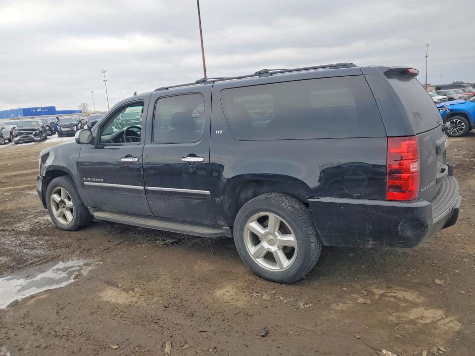 Photo 2 from auction – 2013 CHEVROLET SUBURBAN with VIN 1GNSKKE76DR240246