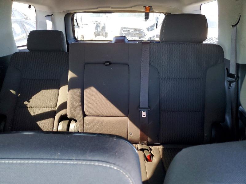 Photo 10 from auction – 2015 CHEVROLET TAHOE K150 with VIN 1GNSKAEC2FR512365