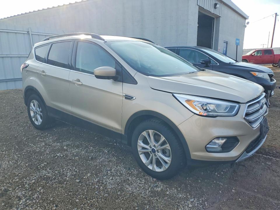 Photo 4 from auction – 2017 FORD ESCAPE SE with VIN 1FMCU0GD9HUD16796