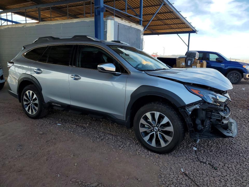 Photo 4 from auction – 2025 SUBARU OUTBACK with VIN 4S4BTGPD3S3105355