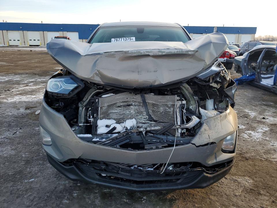 Photo 5 from auction – 2019 CHEVROLET EQUINOX with VIN 3GNAXKEV6KS545400