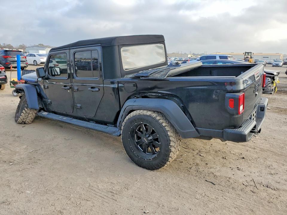 Photo 2 from auction – 2020 JEEP GLADIATOR with VIN 1C6HJTAG8LL113170