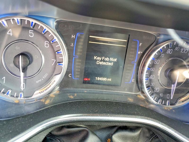 Photo 9 from auction – 2015 CHRYSLER 200 with VIN 1C3CCCAB8FN701682
