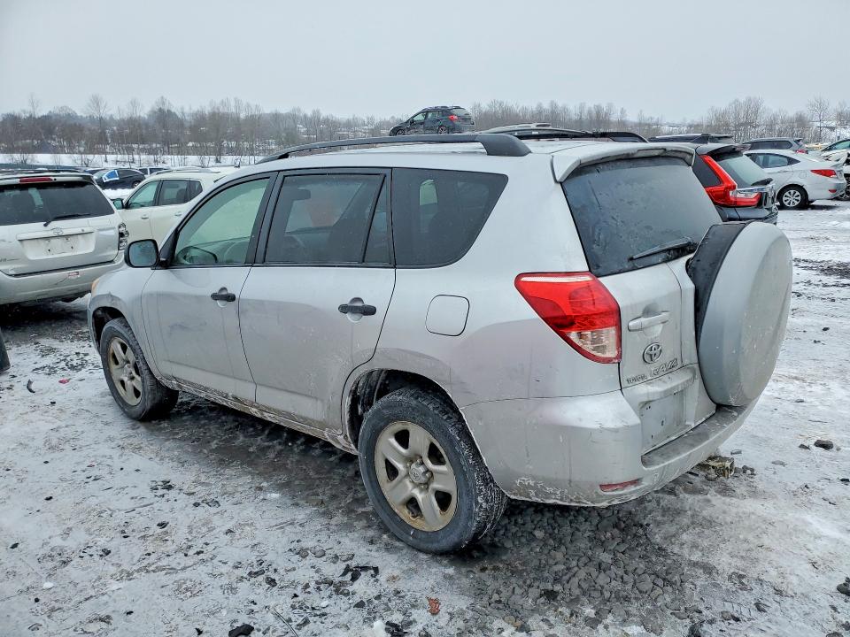 Photo 2 from auction – 2007 TOYOTA RAV4 with VIN JTMBD33V075105379