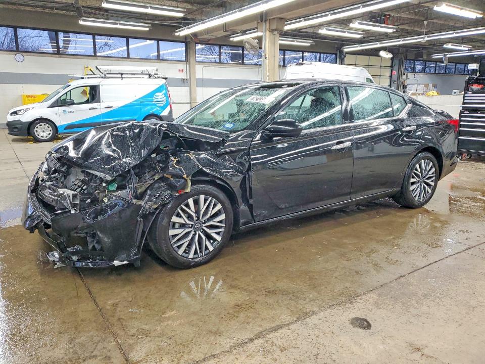 NISSAN ALTIMA SV 2025 with VIN 1N4BL4DV0SN350219 - Photo from auction