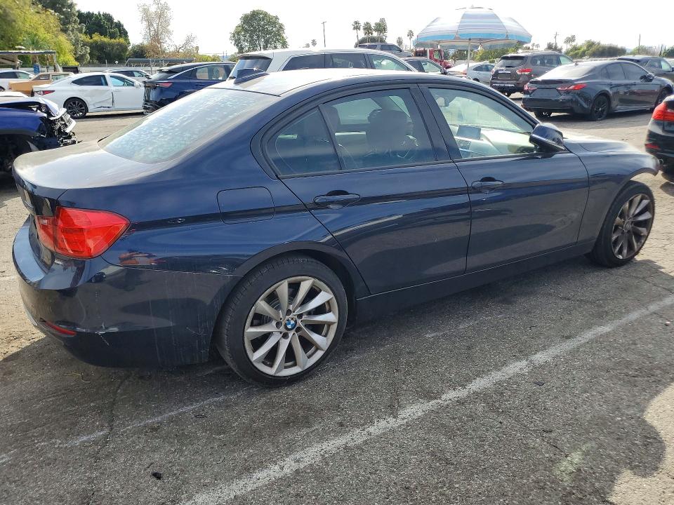 Photo 3 from auction – 2012 BMW 328 I SULE with VIN WBA3C1C55CF433636
