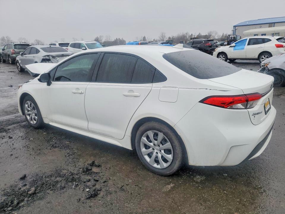 Photo 2 from auction – 2022 TOYOTA COROLLA with VIN JTDEPMAE1N3007113