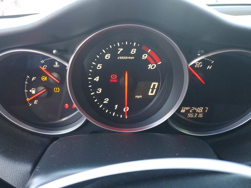 Photo 9 from auction – 2004 MAZDA RX8 with VIN JM1FE173940113050