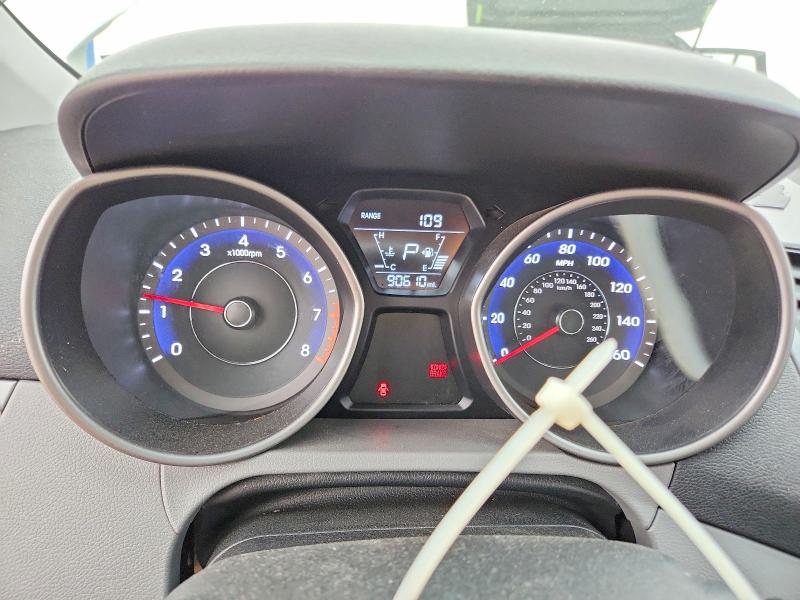 Photo 9 from auction – 2016 HYUNDAI ELANTRA with VIN 5NPDH4AE3GH784800