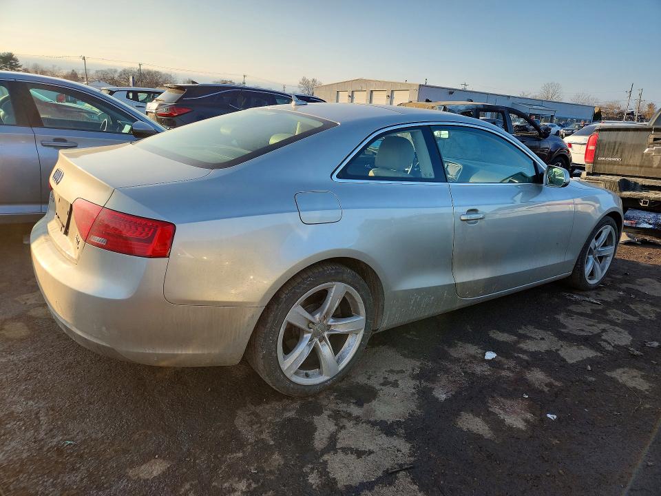 Photo 3 from auction – 2013 AUDI A5 PREMIUM with VIN WAULFAFRXDA022642