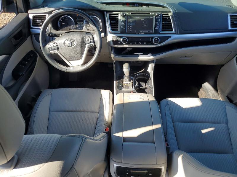 Photo 8 from auction – 2017 TOYOTA HIGHLANDER with VIN 5TDZZRFH4HS215856