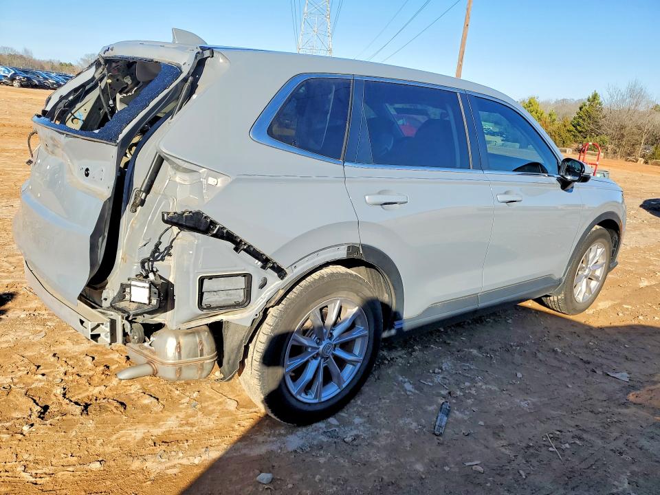 Photo 3 from auction – 2024 HONDA CR-V with VIN 2HKRS3H41RH319918