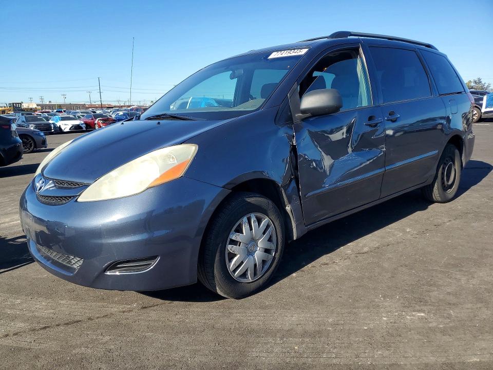 TOYOTA SIENNA 2006 with VIN 5TDZA23C66S421264 - Photo from auction