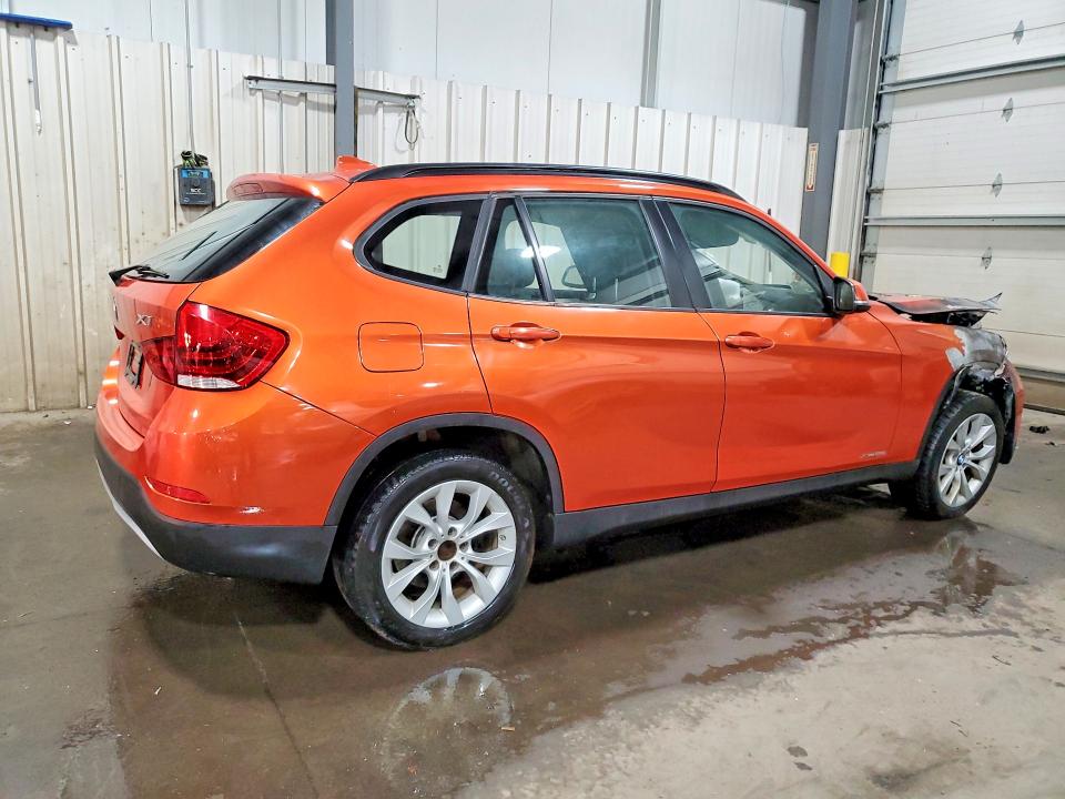 Photo 3 from auction – 2014 BMW X1 with VIN WBAVL1C56EVY14638