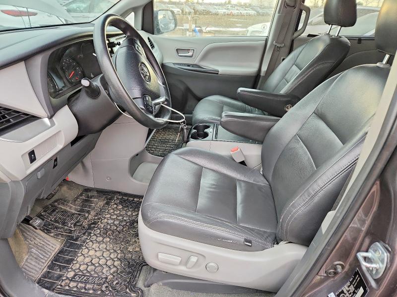 Photo 7 from auction – 2016 TOYOTA SIENNA with VIN 5TDKK3DC5GS719633
