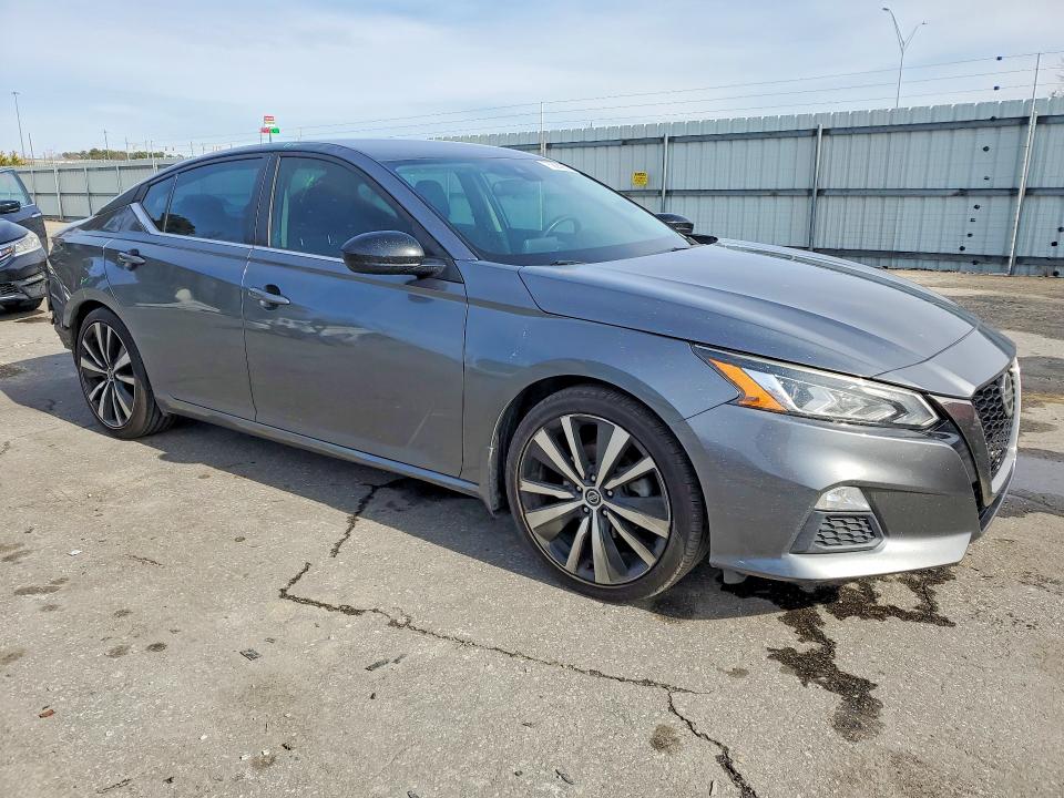 Photo 4 from auction – 2020 NISSAN ALTIMA SR with VIN 1N4BL4CVXLC223881