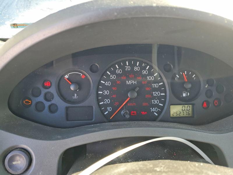 Photo 9 from auction – 2005 FORD FOCUS with VIN 1FAFP34N55W196881