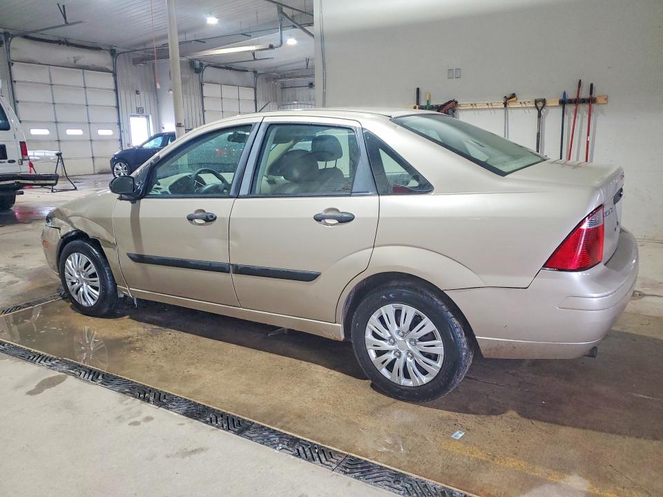 Photo 2 from auction – 2007 FORD FOCUS ZX4 with VIN 1FAFP34N57W271064