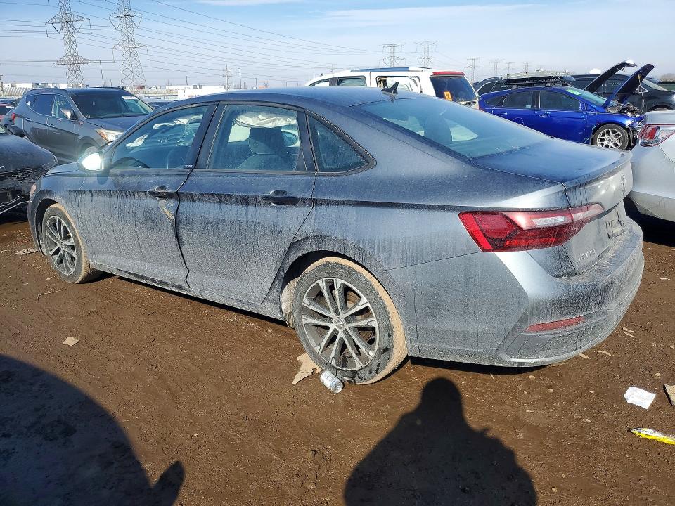 Photo 2 from auction – 2023 VOLKSWAGEN JETTA with VIN 3VWBM7BU5PM020092