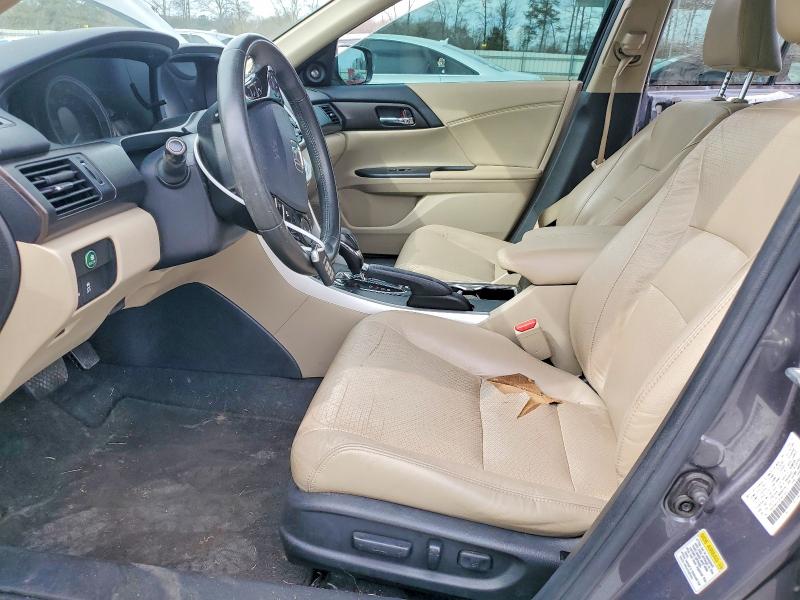 Photo 7 from auction – 2015 HONDA ACCORD with VIN 1HGCR6F50FA010413