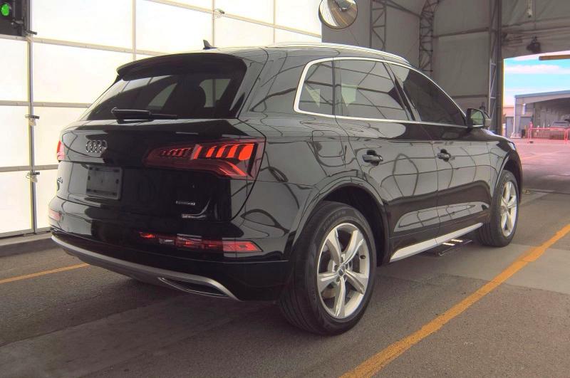 Photo 4 from auction – 2020 AUDI Q5 PREMIUM with VIN WA1ANAFY6L2006672