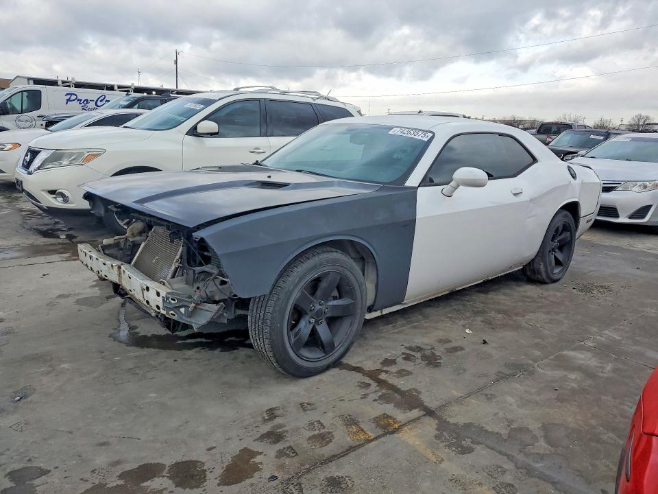 DODGE CHALLENGER 2012 with VIN 2C3CDYAG7CH118594 - Photo from auction