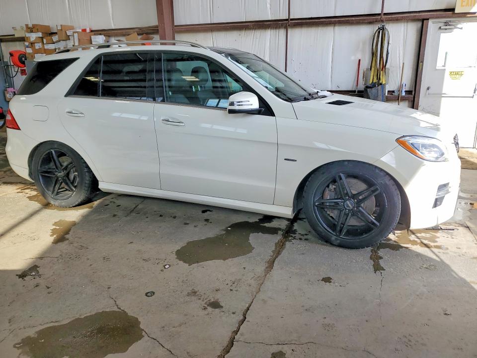 Photo 4 from auction – 2012 MERCEDES-BENZ ML with VIN 4JGDA7DB0CA097245