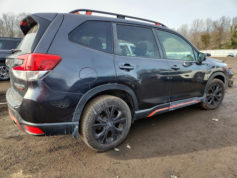 Photo 3 from auction – 2019 SUBARU FORESTER with VIN JF2SKAPC7KH414049