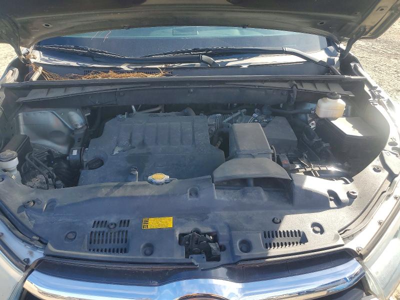 Photo 12 from auction – 2014 TOYOTA HIGHLANDER with VIN 5TDDKRFH8ES013029