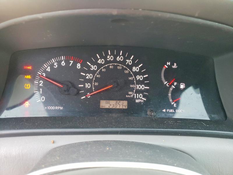 Photo 9 from auction – 2006 TOYOTA COROLLA CE with VIN 2T1BR30E96C562201