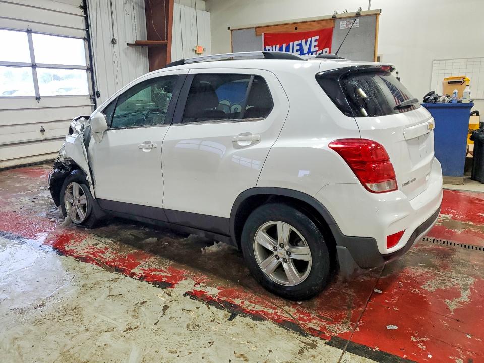 Photo 2 from auction – 2020 CHEVROLET TRAX 1LT with VIN KL7CJPSB8LB324241