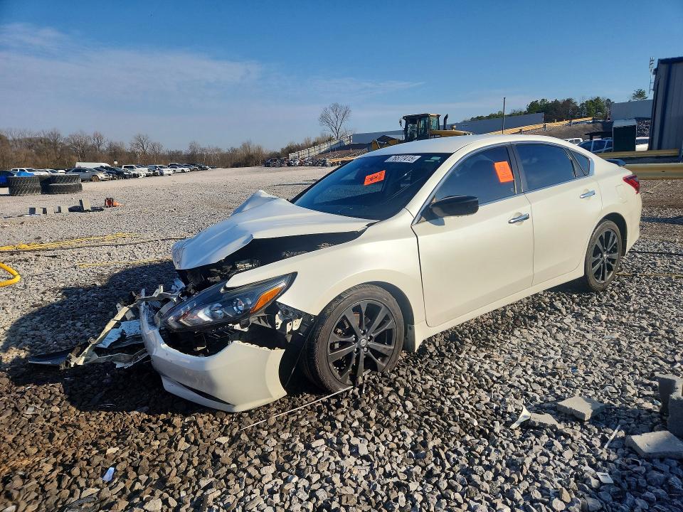 NISSAN ALTIMA 2.5 2017 with VIN 1N4AL3AP4HC178065 - Photo from auction