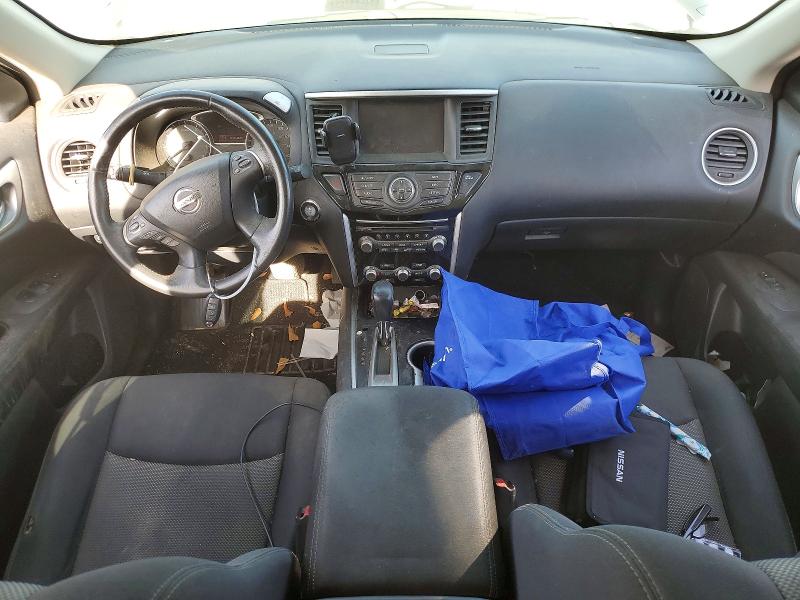Photo 8 from auction – 2017 NISSAN PATHFINDER with VIN 5N1DR2MN0HC677676