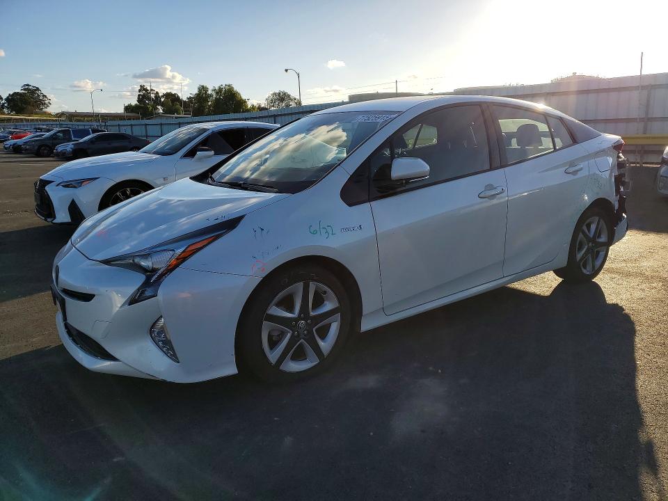 Photo 1 from auction – 2016 TOYOTA PRIUS with VIN JTDKARFU0G3005583